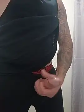 Snapshot of ThickaThuckDick07 chatting on June 10, 10:05 am ThickaThuckDick07 online show from June 10, 10:05 am