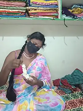 hotcopuleandsweet online show from June 20, 4:34 pm