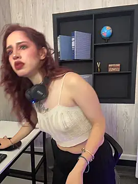 elodie rouge online show from March 11, 12:21 pm