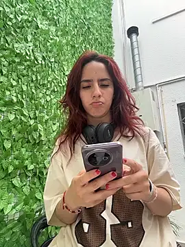 elodie rouge online show from May 8, 1:26 pm