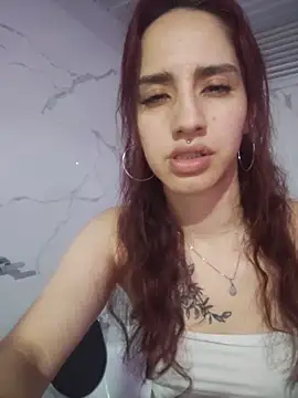 elodie rouge online show from April 10, 3:24 am