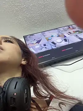 elodie rouge online show from May 21, 12:02 pm