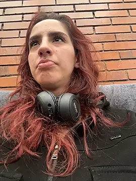 elodie rouge online show from May 29, 12:11 pm