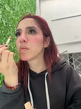 elodie rouge online show from March 29, 12:29 pm