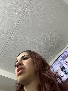elodie rouge online show from July 3, 11:28 am