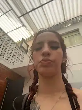 elodie rouge online show from June 20, 11:48 am