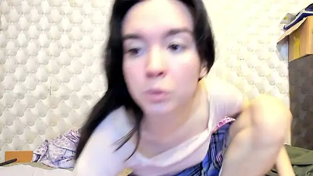 Snapshot of Kiticat chatting on January 19, 3:16 pm Kiticat online show from January 19, 3:16 pm