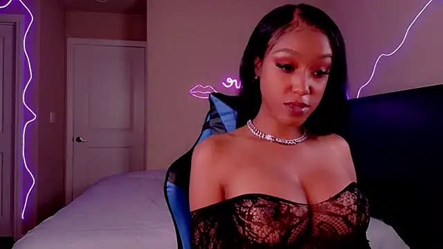 MsChanelCarter online show from February 8, 7:39 am