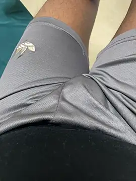 Yourdhiraj online show from February 13, 7:25 pm