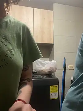 RavenEllieUniverse online show from February 17, 1:47 am