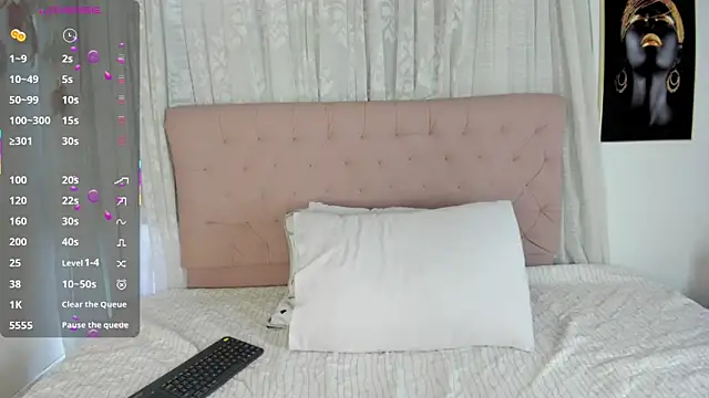 SusannaDoll online show from April 16, 1:12 pm