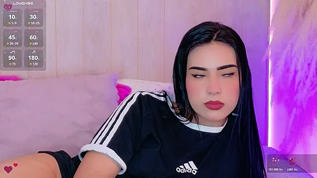 Aliison1  online show from March 4, 10:39 pm