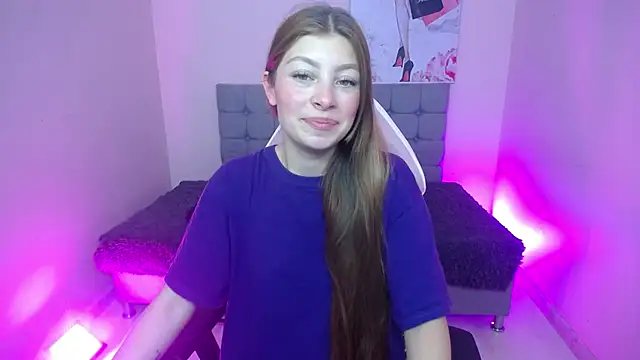 Snapshot of Ashley_benson_x chatting on February 16, 7:01 pm Ashley benson x online show from February 16, 7:01 pm