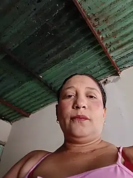 Snapshot of mariacarlota chatting on May 30, 6:57 pm mariacarlota online show from May 30, 6:57 pm