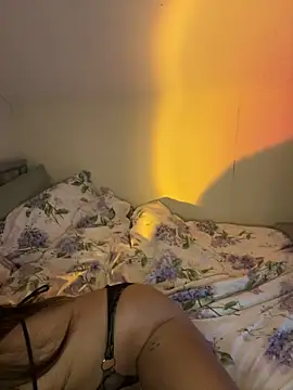 Snapshot of Sadiemissxx chatting on February 17, 8:28 pm Sadiemissxx online show from February 17, 8:28 pm