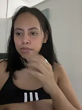 CarolinaRaven online show from May 29, 8:59 pm