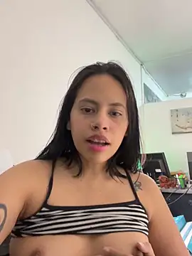 CarolinaRaven online show from June 1, 3:07 am
