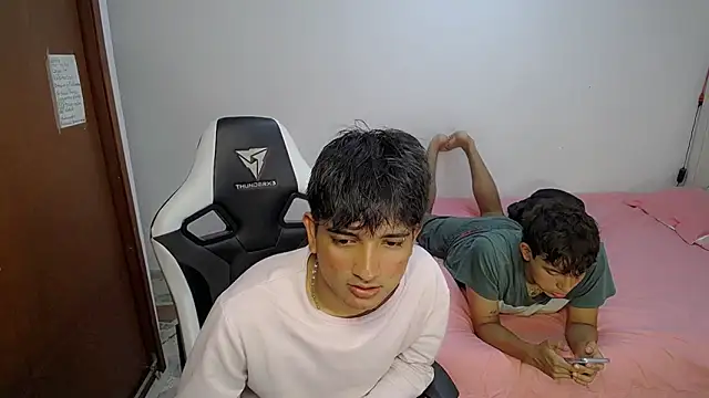 Maxwell boys online show from March 3, 3:24 am