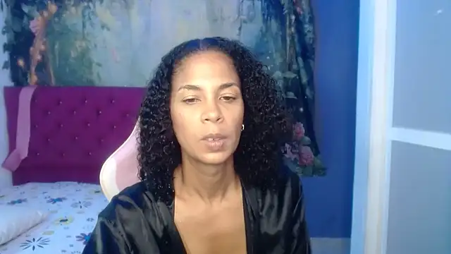 Snapshot of rosa_skinny chatting on June 20, 2:22 pm rosa skinny online show from June 20, 2:22 pm