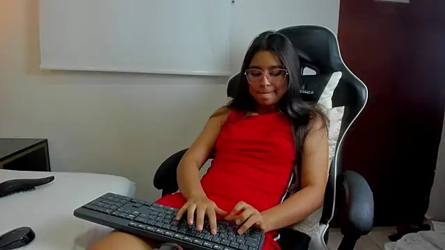 ivette swan online show from February 11, 12:43 am