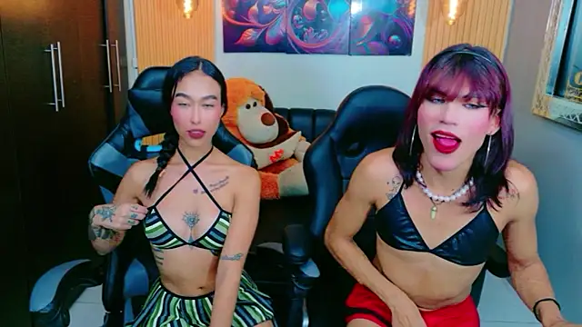 ArielleAndSami online show from January 15, 5:00 am