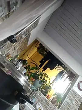 RossyAlvarez online show from April 7, 12:23 am