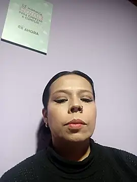 RossyAlvarez online show from April 12, 2:15 am