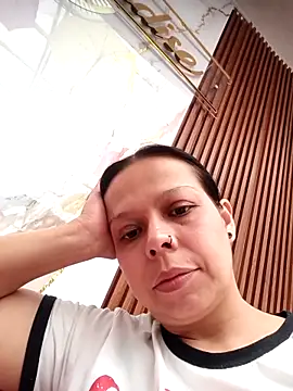 Snapshot of RossyAlvarez chatting on April 22, 2:57 pm RossyAlvarez online show from April 22, 2:57 pm