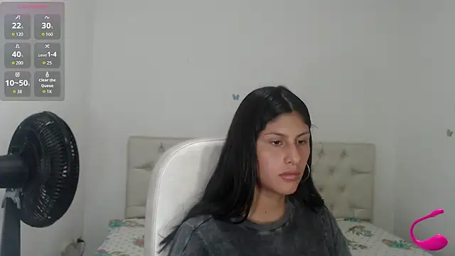 Snapshot of kitty_20_ chatting on January 15, 2:31 pm kitty 20 online show from January 15, 2:31 pm