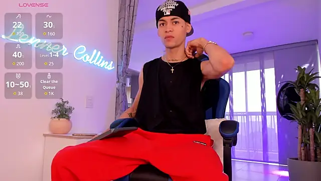 Snapshot of LennerCollins_ chatting on April 18, 12:07 pm LennerCollins online show from April 18, 12:07 pm