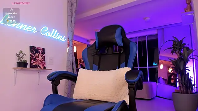 Snapshot of LennerCollins_ chatting on April 26, 11:57 pm LennerCollins online show from April 26, 11:57 pm