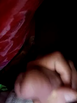 Snapshot of Joker12085 chatting on February 6, 2:40 am Joker12085 online show from February 6, 2:40 am