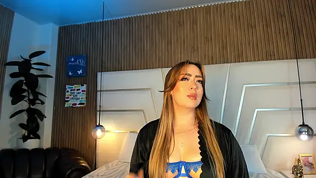 Xara Shadow online show from March 27, 11:38 pm