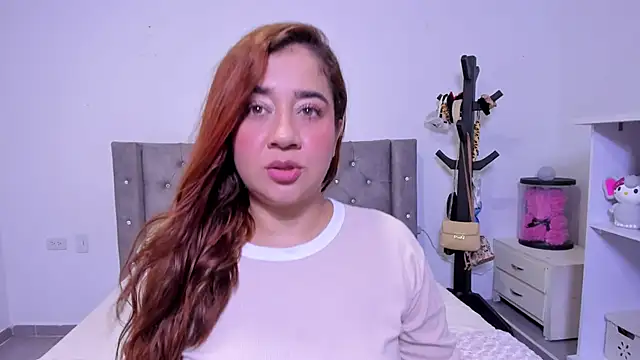 naive natty10 online show from February 13, 8:20 pm