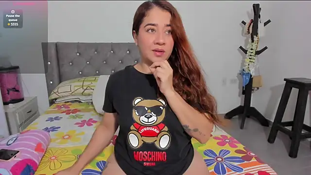 naive natty10 online show from February 25, 10:15 am