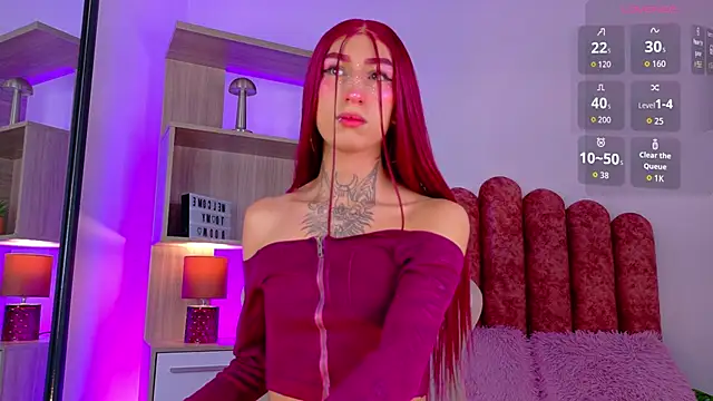 Snapshot of Eli-Bluee chatting on February 2, 1:10 pm Eli-Bluee online show from February 2, 1:10 pm