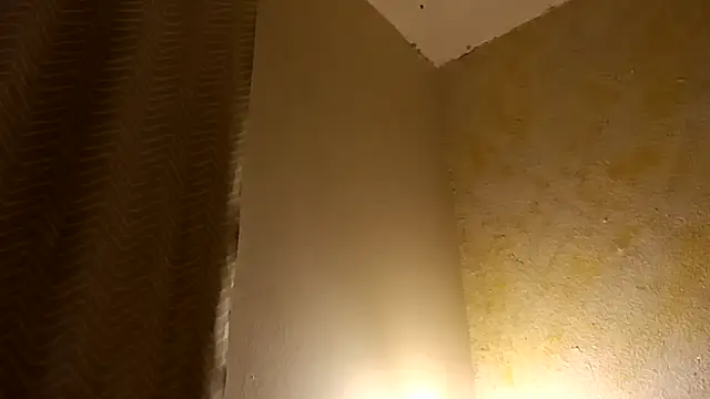 Snapshot of Raven__5 chatting on February 16, 4:55 am Raven 5 online show from February 16, 4:55 am