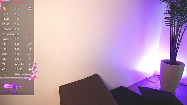 Mary funny online show from March 14, 8:15 pm