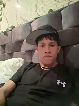 Snapshot of Adam_hottie chatting on February 21, 5:42 am Adam hottie online show from February 21, 5:42 am