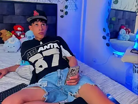 Adam hottie online show from April 10, 2:29 am