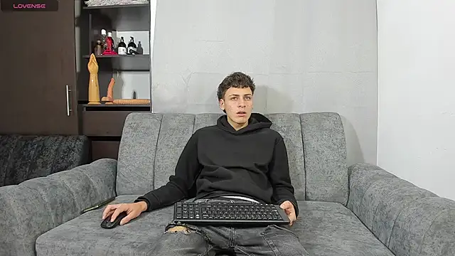 Two sexboys online show from February 8, 7:44 pm