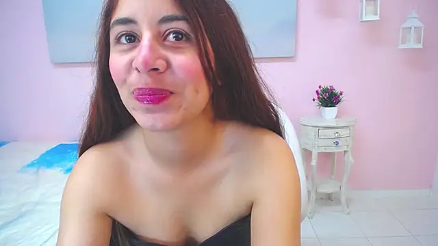 scarlett clyde online show from April 17, 12:41 pm