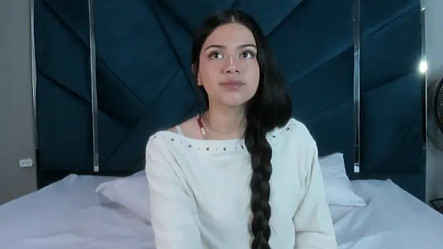 Snapshot of CottonCloud20 chatting on February 18, 2:02 pm CottonCloud20 online show from February 18, 2:02 pm