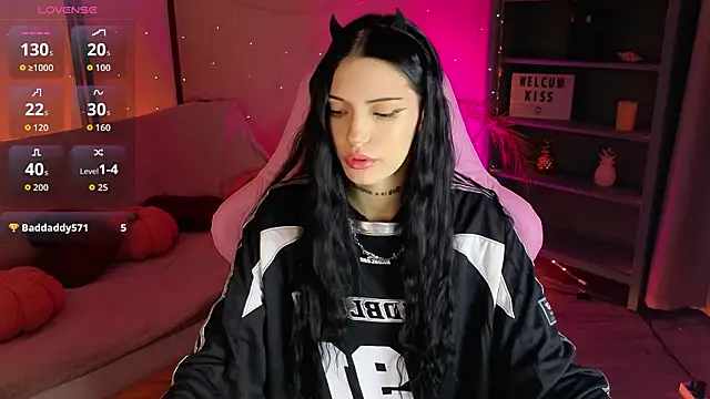 Kelly  Bunny online show from March 23, 5:40 am