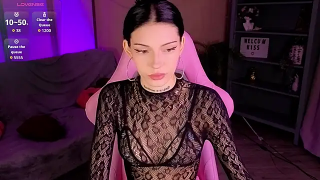 Kelly  Bunny online show from June 3, 1:01 pm