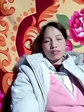 Gummiesu online show from February 3, 6:46 pm