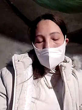 Gummiesu online show from January 15, 6:39 am