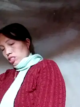 Gummiesu online show from March 15, 9:38 am