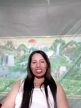 Gummiesu online show from May 14, 1:52 pm