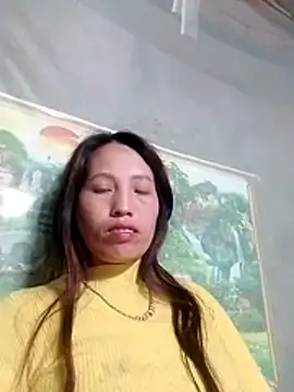 Gummiesu online show from April 30, 6:59 pm